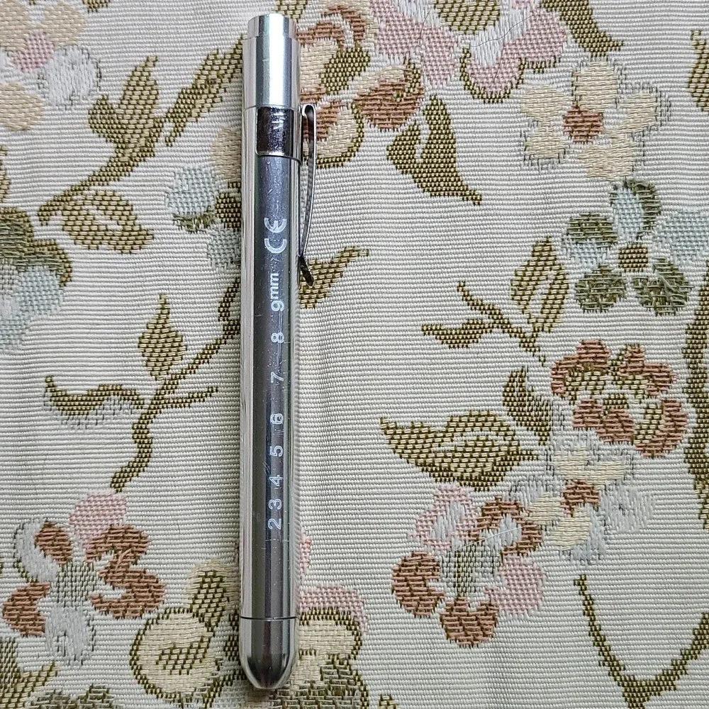 Silver Pen light - Picture 1 of 2